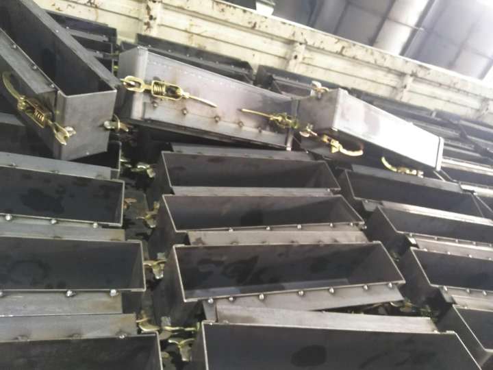 高鐵路沿石鋼模具 高鐵路沿石鋼模具