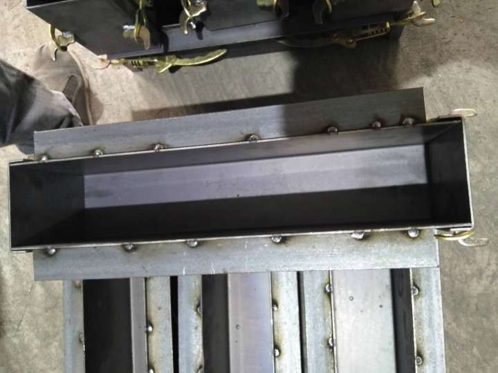 預制路沿石鋼模具 預制路沿石鋼模具